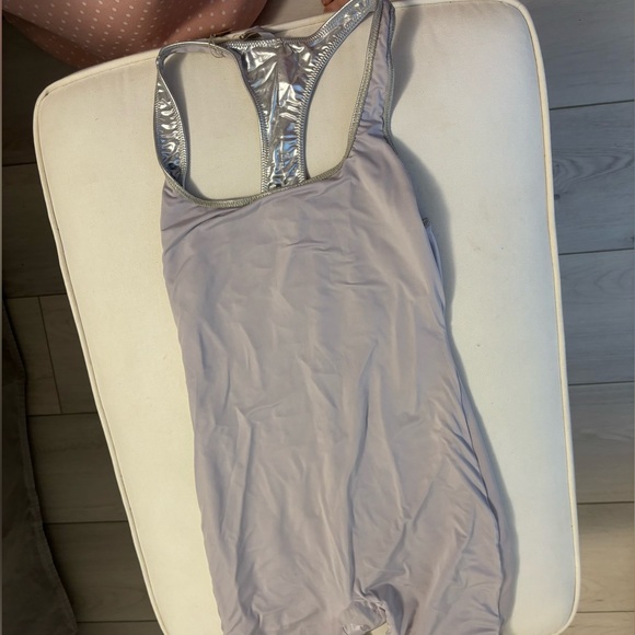SKIMS Metallic Swim Cycle Suit in Nickel size M - Picture 11 of 12